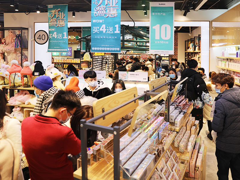 時尚百貨加盟店適合夫妻加盟嗎？